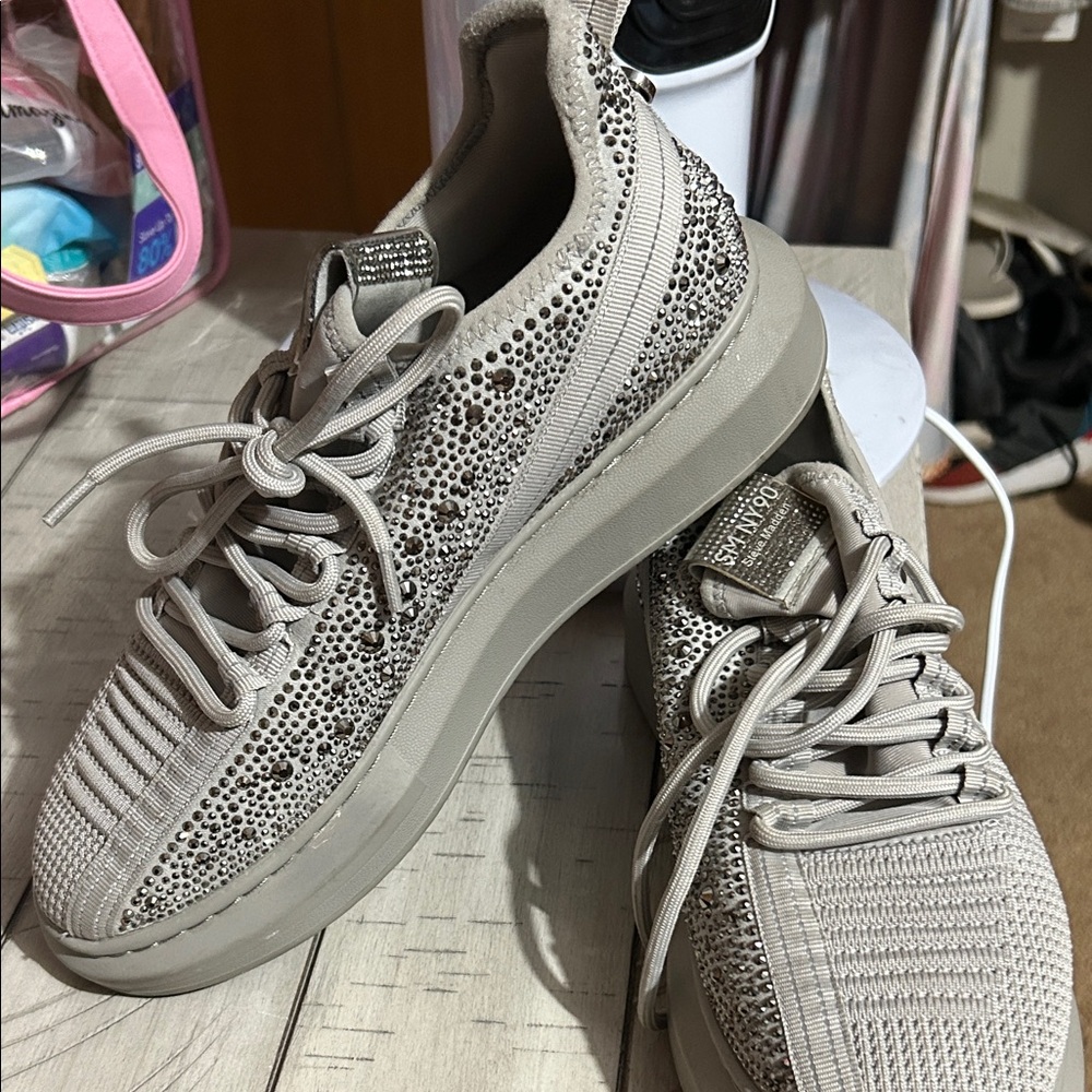 Steve Madden Cream Sneakers Knit Mesh Upper